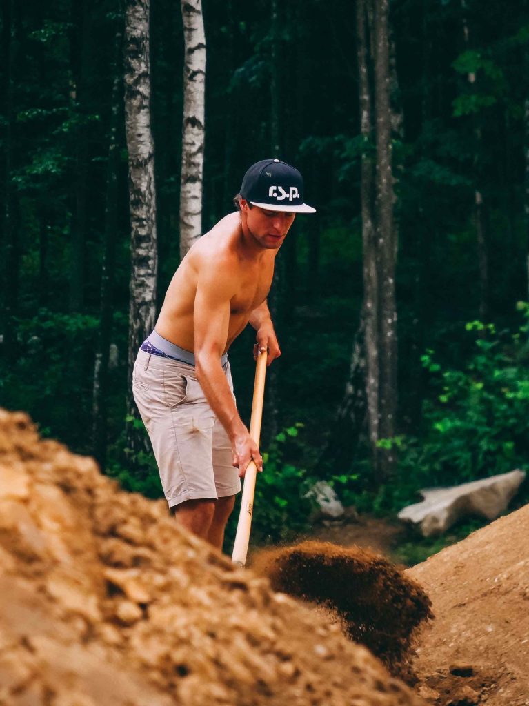 miha tratnik bajc shapping trails at flat out days 2022